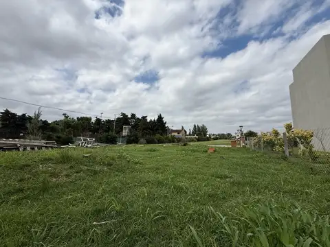 Terreno en Venta 20  mts Frente