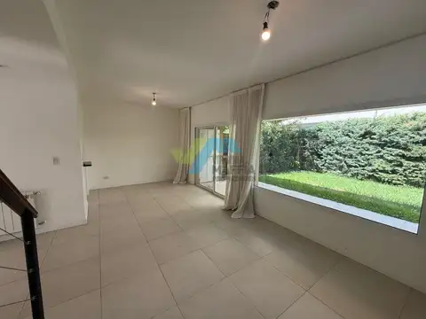 Casa en Venta en Boulevard Del Sol, USD 190.000