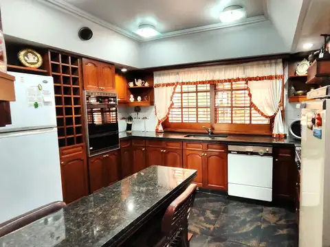 Casa en Venta en Ramos Mejia, USD 410.000