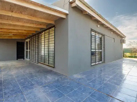 Casa en Venta con 1 cochera