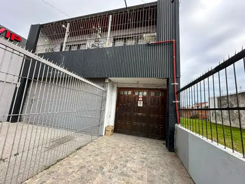 Local en Venta en Los Pinares, USD 225.000