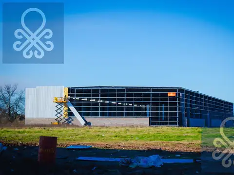 Depósito en alquiler de 1730 m2 en Escobar a estrenar