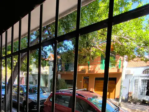 VENTA TRES AMBIENTES PB con Patio