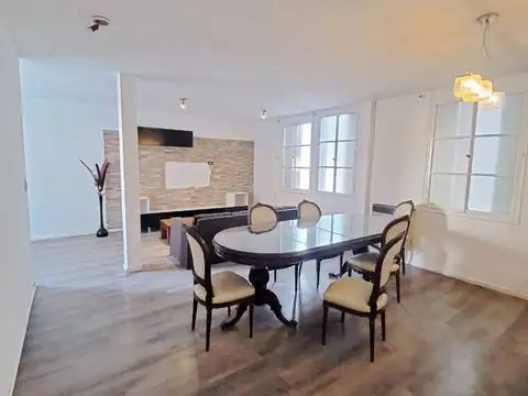 Alquila oficina de 6 ambientes en Montserrat 