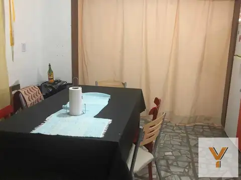 Casa 3 ambientes con 2 baños