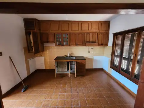 casa con local garge centro villa constitucion