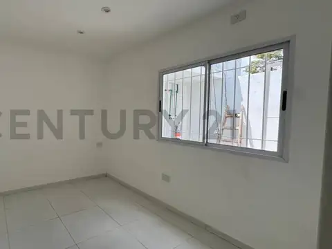 Calle 42 entre 22 y 23 1300, Piso 0