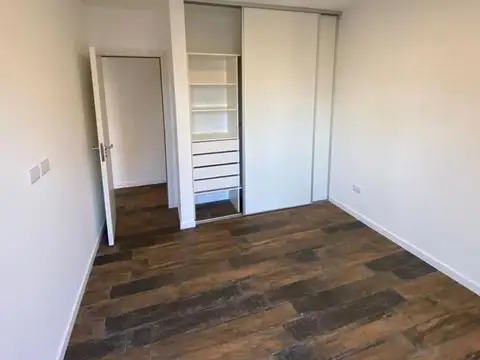 Colon Y Cochabamba 208 , Piso 4