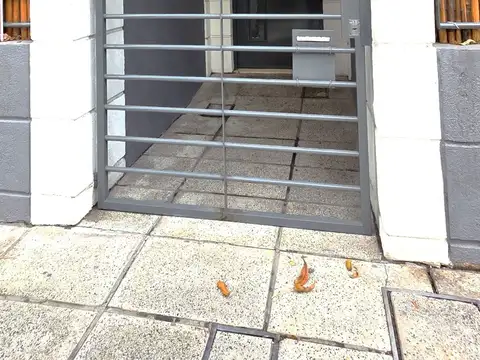 Depto Tipo Casa en Alquiler de 2 ambientes