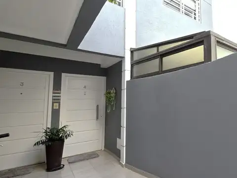 Depto Tipo Casa en Alquiler en Villa Devoto, $ 1.200.000