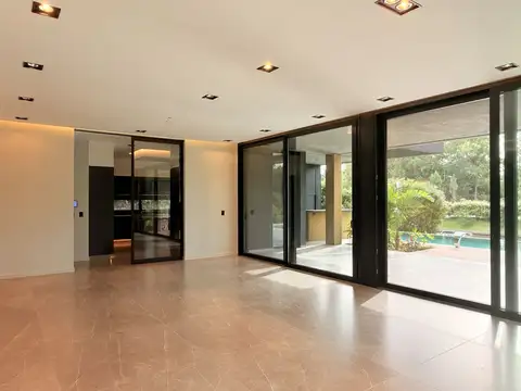 Casa en Venta al Oeste