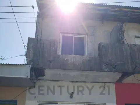 Local en Venta 2001 años