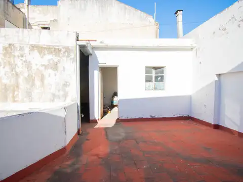 Depto Tipo Casa en Venta 74 años