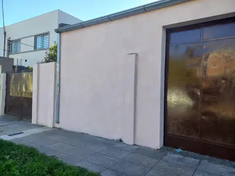 Galpon en Venta en El Palomar, USD 100.000