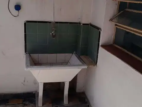 Depto Tipo Casa 2 ambientes con 1 baño