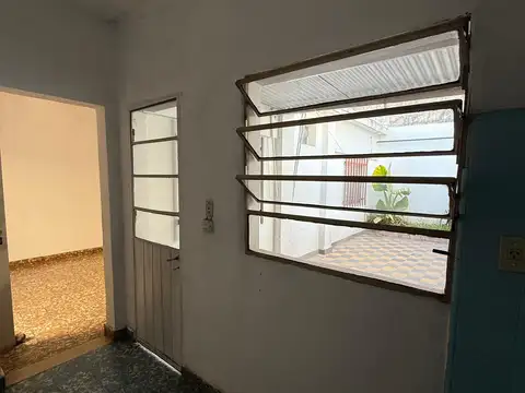 Depto Tipo Casa 2 ambientes con 1 baño