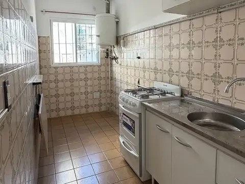 Depto Tipo Casa en Venta 40 años