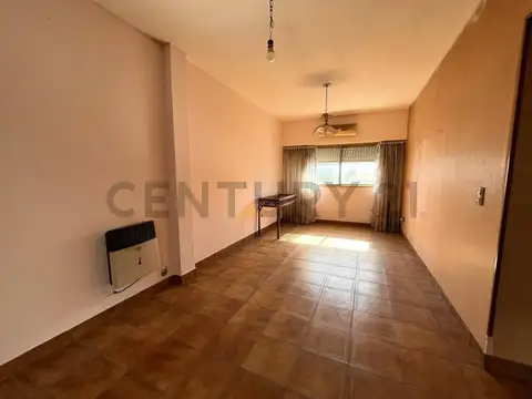 VENTA DEPARTAMENTO 4 AMBIENTES CON COCHERA APTO CREDITO EN LANUS
