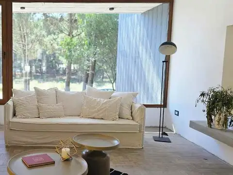 Casa en Venta en Barrio Residencial 1, USD 400.000