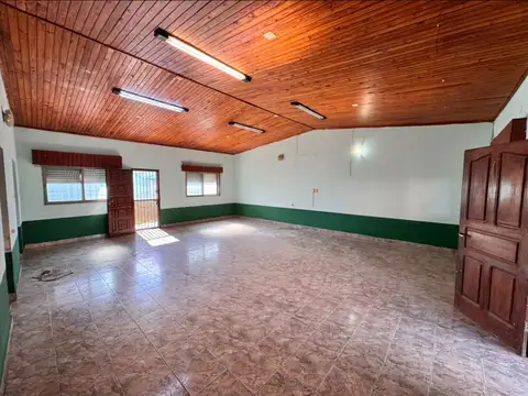 Casa en Alquiler con 1 cochera