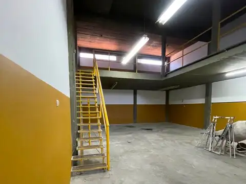 ALQUILER GALPON 330MT2 - OFICINA - TRIFASICA - VILLA MADERO