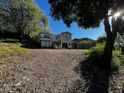 VENTA DE CASA 3 DORM. APTO CREDITO. ALTA GRACIA