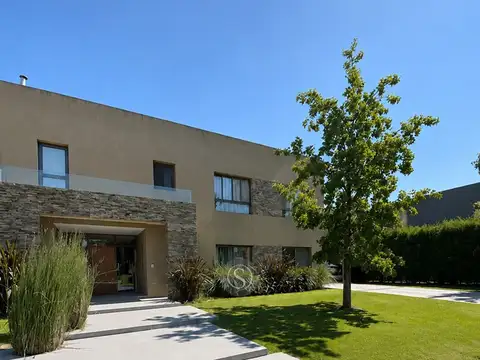 Casa en Venta en La Lomada De Pilar, USD 710.000
