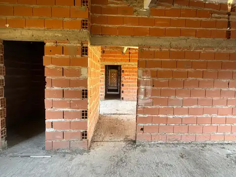CASA EN VENTA EN PEHUAJÓ EN CONSTRUCCIÓN