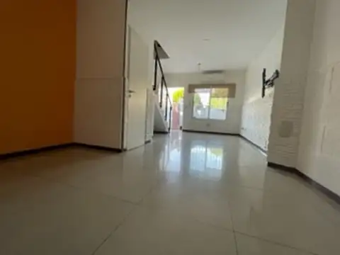 Casa en Alquiler de 2 dormitorios
