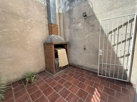 PH 3 amb con patio sin expensas 