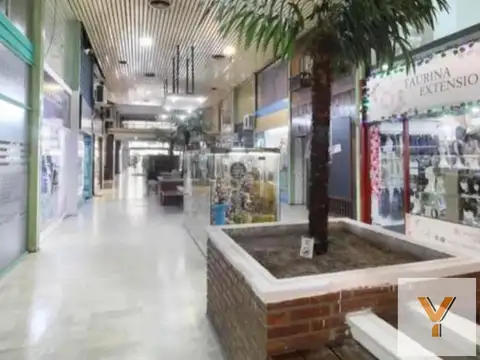 Local en Venta en Flores, USD 25.000