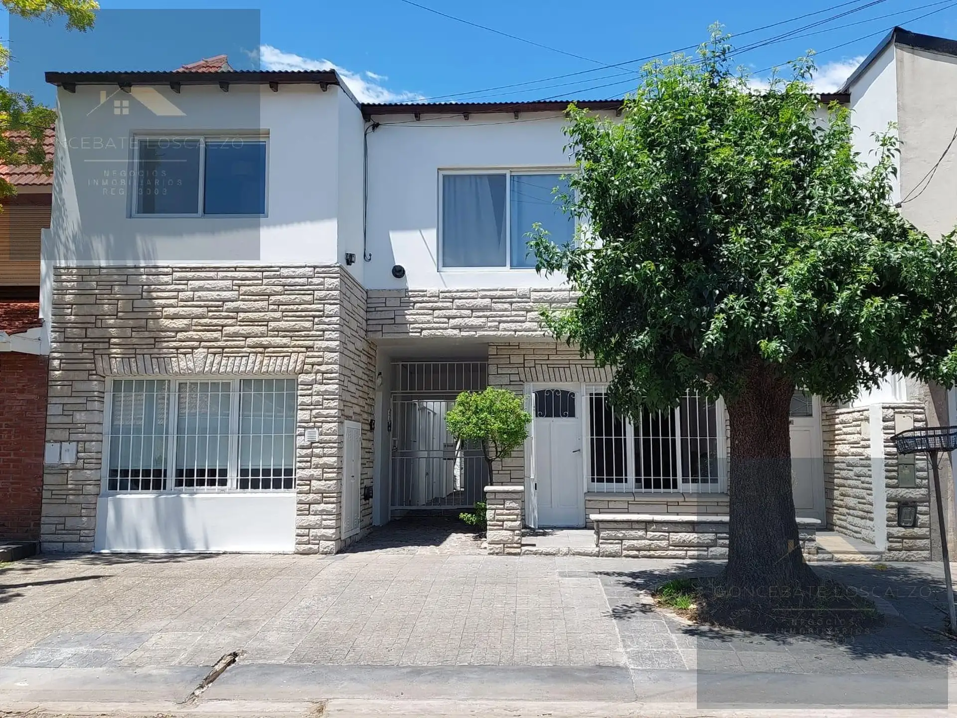 PH en venta, barrio Santa Monica