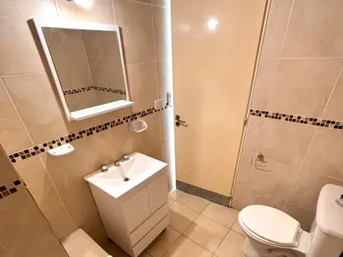 Departamento en Alquiler con 1 cocheras
