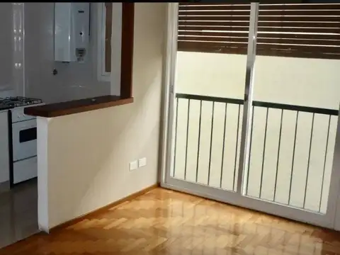 DEPARTAMENTO 2 AMBIENTES FLORESTA APTO CREDITO - VENTA - PERMUTA - IDEAL INVERSOR