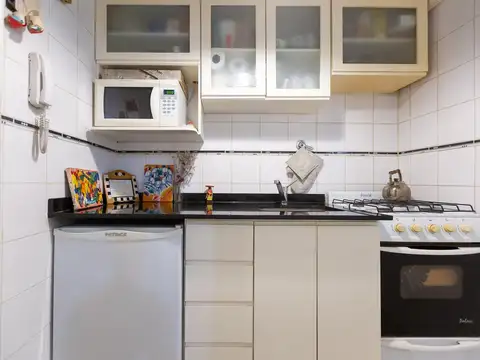 Departamento 2 ambientes con balcón - Palermo Chico