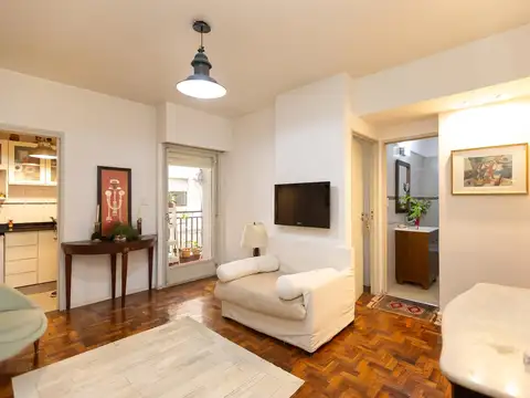 Departamento 2 ambientes con balcón - Palermo Chico