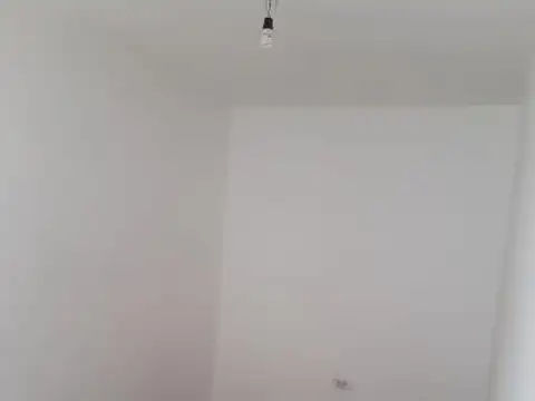 Depto Tipo Casa en Venta 35 años