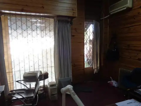 Oficina próxima a estación de tren, bajo costo de mantenimiento-en venta