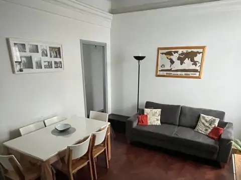 CONESA 700, Piso 2