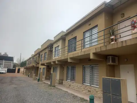 Coronel L. M. Arguero 400, Piso PA