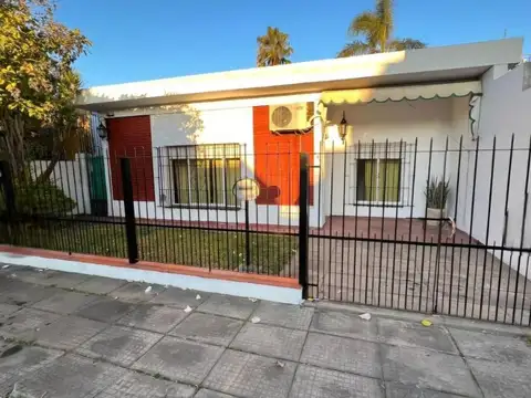 Casa de 3 ambientes - Ituzaingó Norte