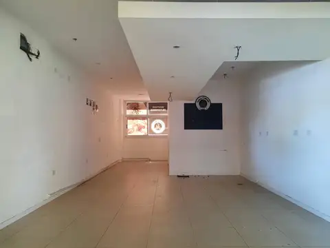 Locales en Alquiler, Pueblo Caamaño Shopping, Pilar