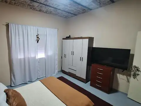 CASA EN VENTA 2 DORMITORIOS ZONA SUR