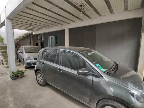 Carlos Encina al 5900