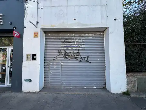 Local centrico en alquiler en Rafael Calzada