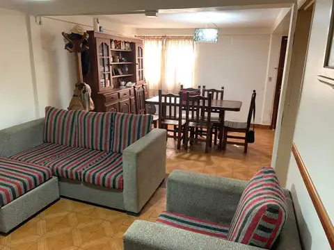 Depto Tipo Casa en Venta con 1 cocheras
