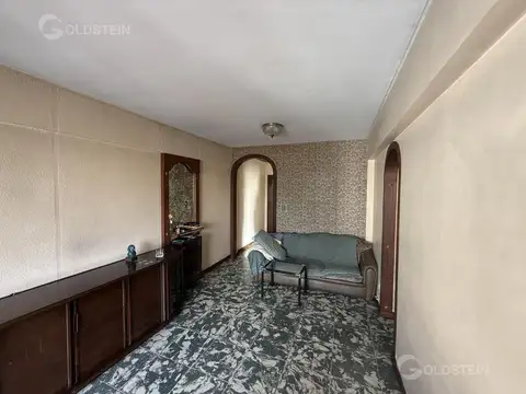 Departamento 4 ambientes con 2 baños
