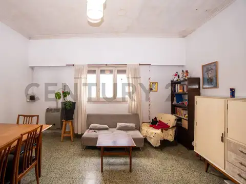 Depto Tipo Casa en Venta en Villa Elvira, USD 49.000