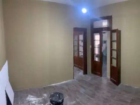 Depto Tipo Casa en Venta 40 años