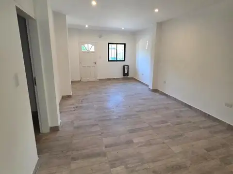 Depto Tipo Casa en Venta de 1 dormitorio